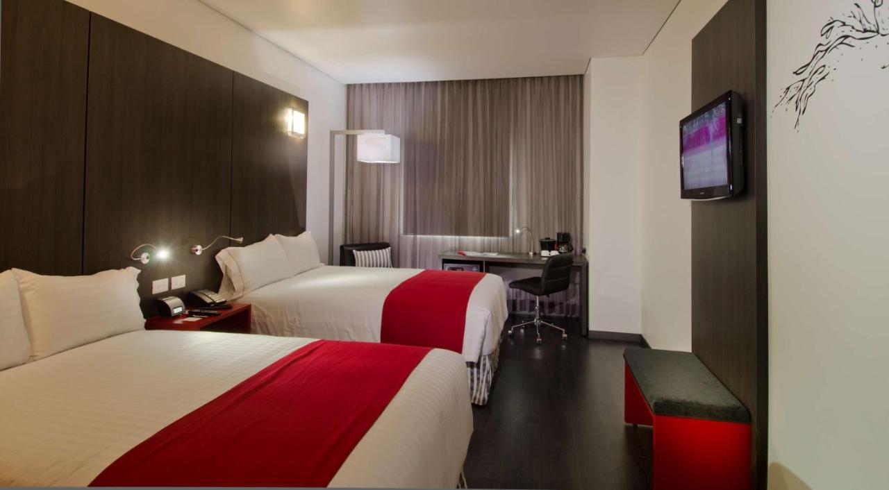 Ramada Encore By Wyndham Guadalajara Sur Palomar Dış mekan fotoğraf