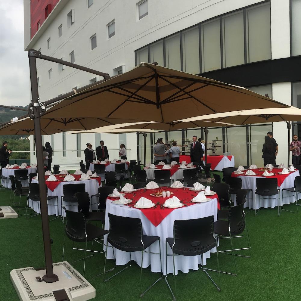 Ramada Encore By Wyndham Guadalajara Sur Palomar Dış mekan fotoğraf