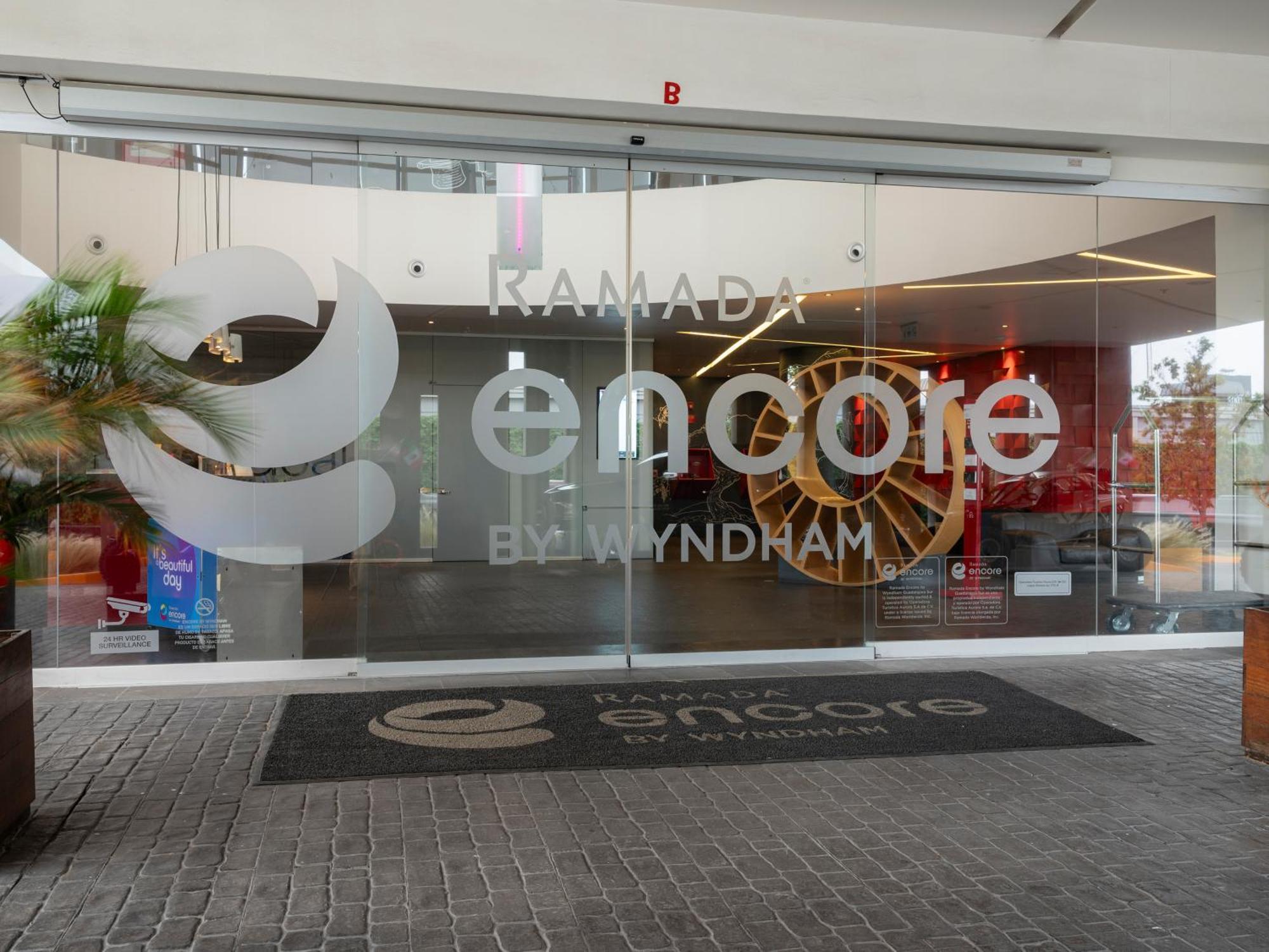 Ramada Encore By Wyndham Guadalajara Sur Palomar Dış mekan fotoğraf